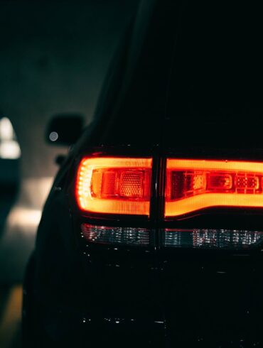 Photo by Erik Mclean: https://www.pexels.com/photo/close-up-on-car-lights-at-night-9966010/