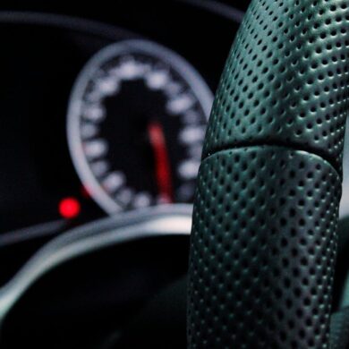 Photo by Malte Luk: https://www.pexels.com/photo/shallow-depth-of-field-photo-of-steering-wheel-1412213/