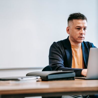 Photo by Vanessa Garcia : https://www.pexels.com/photo/photo-of-man-engaged-in-his-laptop-6325903/